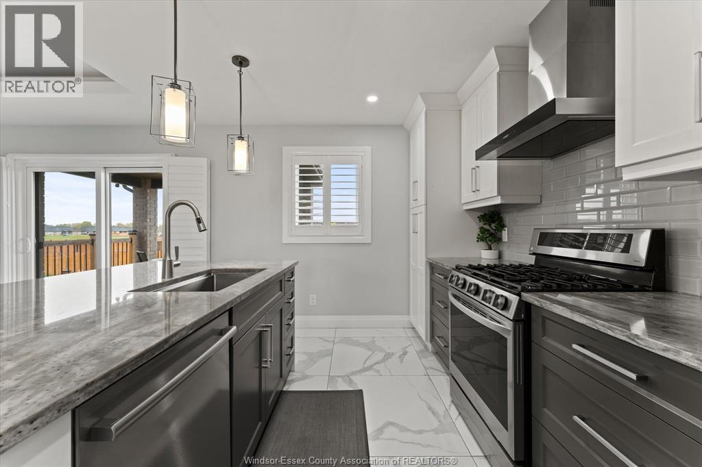 111 LAMBERT STREET - 16