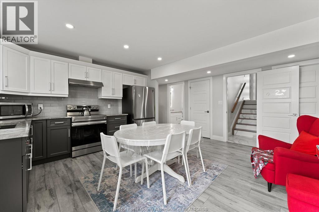 111 LAMBERT STREET - 27