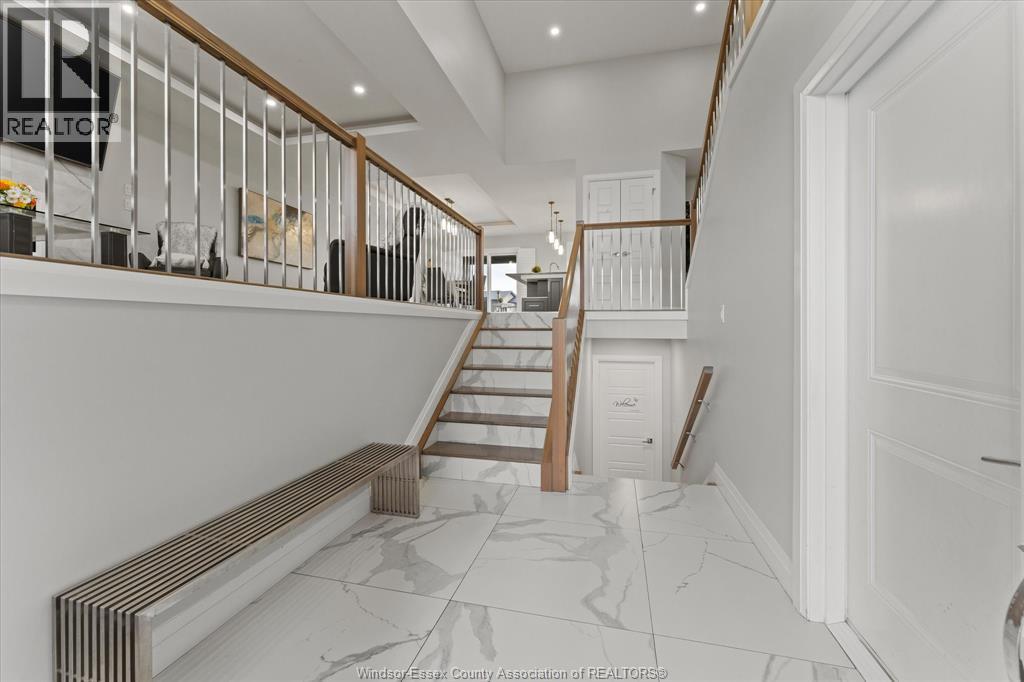 111 LAMBERT STREET - 4
