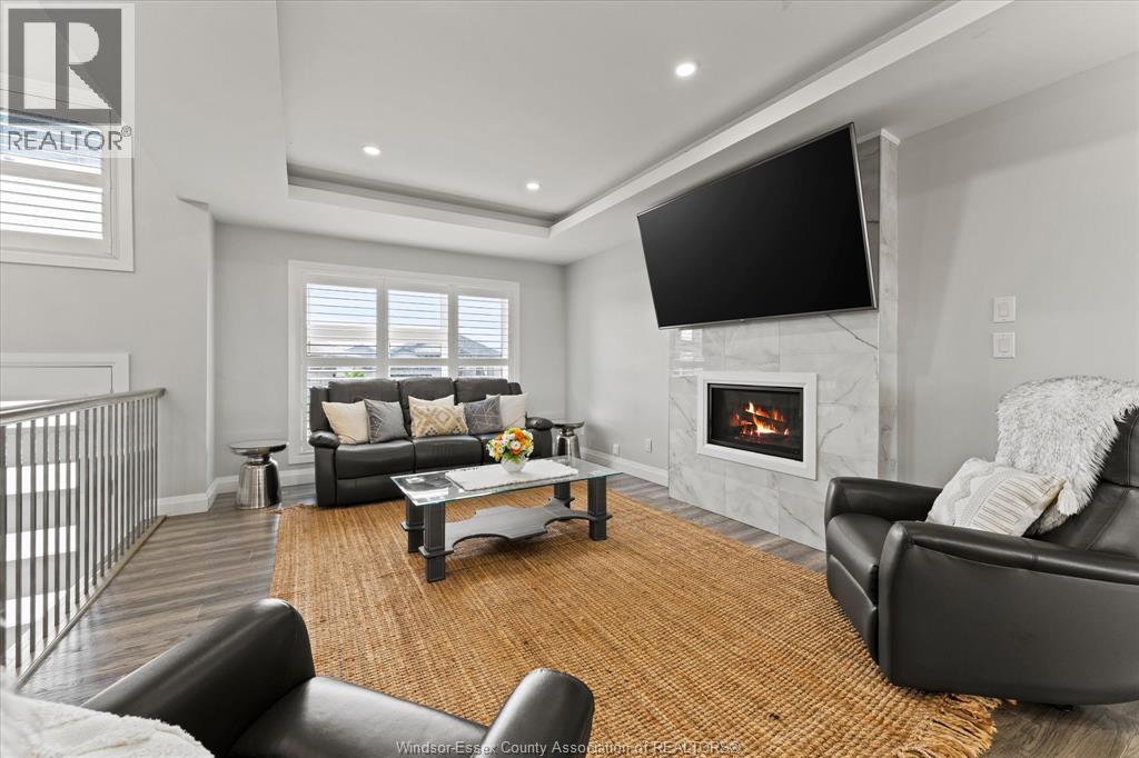 111 LAMBERT STREET - 7
