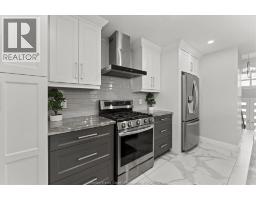 5pc Bathroom - 111 Lambert Street, Amherstburg, ON N9V0G6 Photo 15