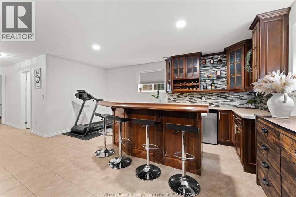 163 ANTONIO COURT - 22