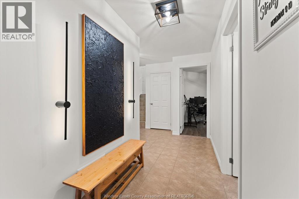 163 ANTONIO COURT - 25