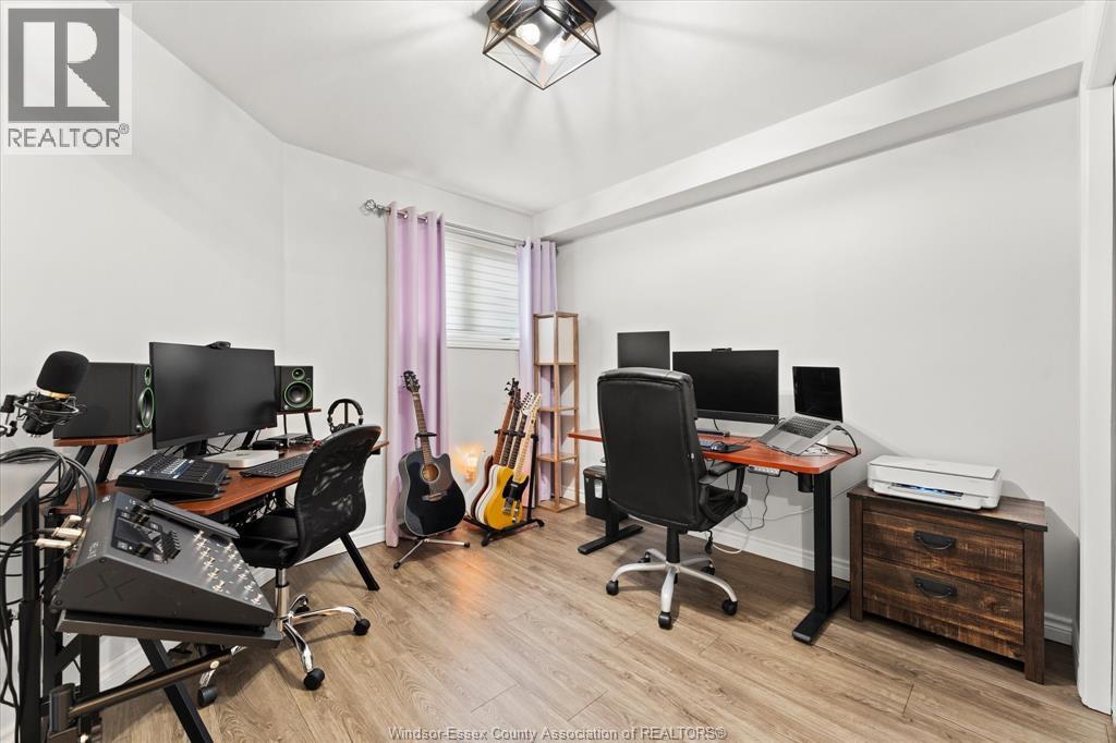 163 ANTONIO COURT - 27