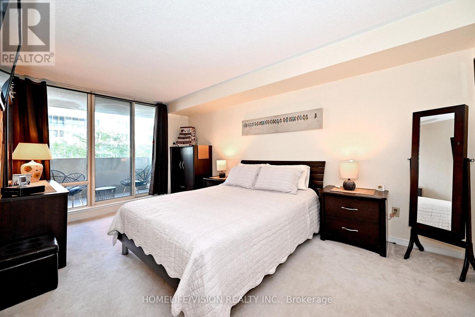 #306 330 RATHBURN ROAD W - 23