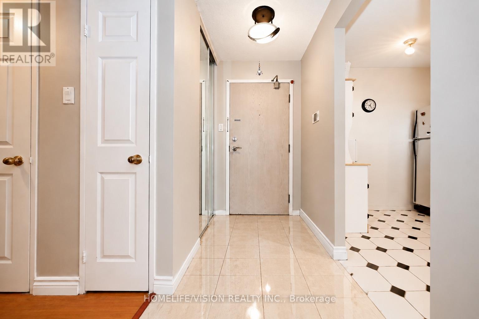 #306 330 RATHBURN ROAD W - 8