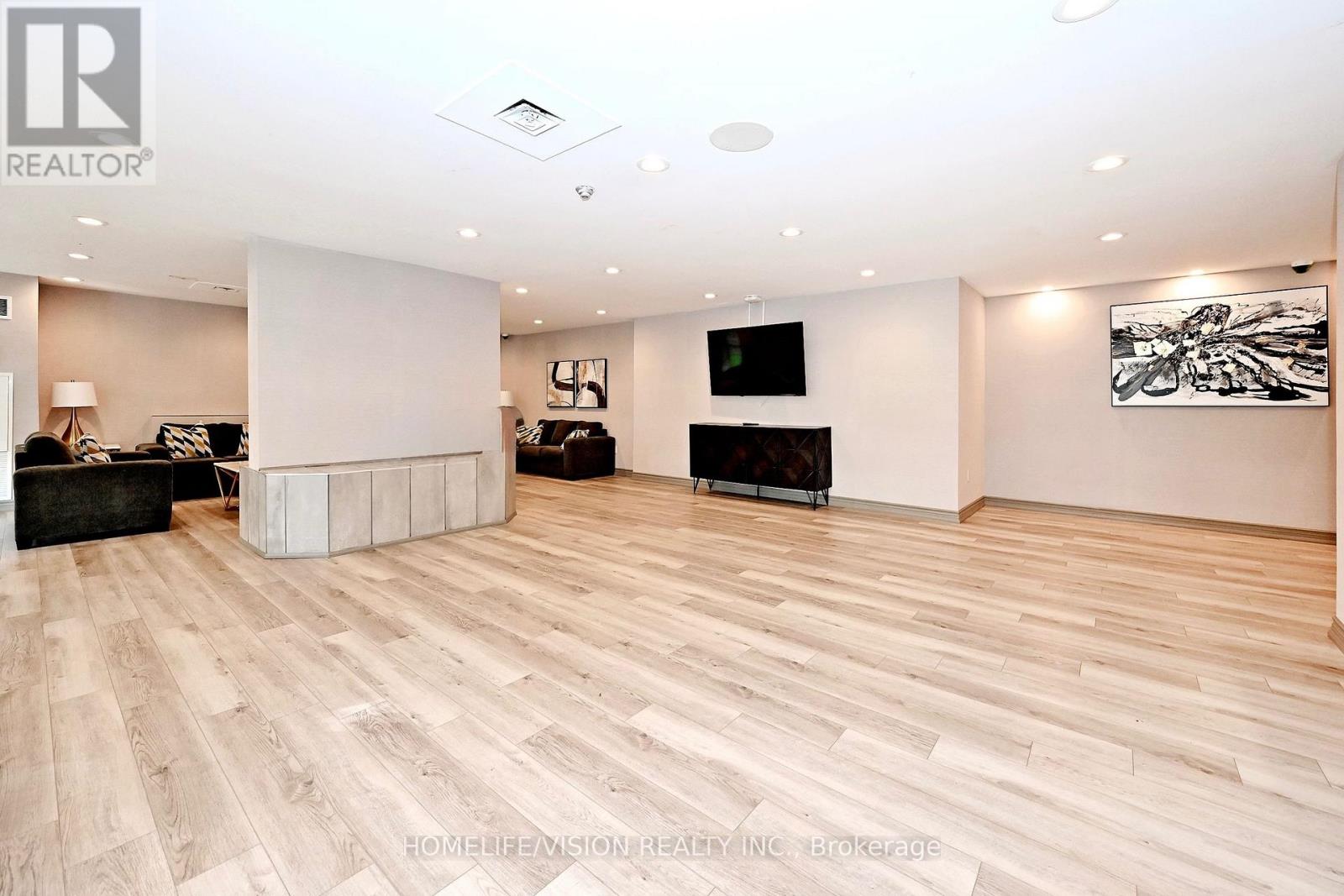 #306 330 RATHBURN ROAD W - 39