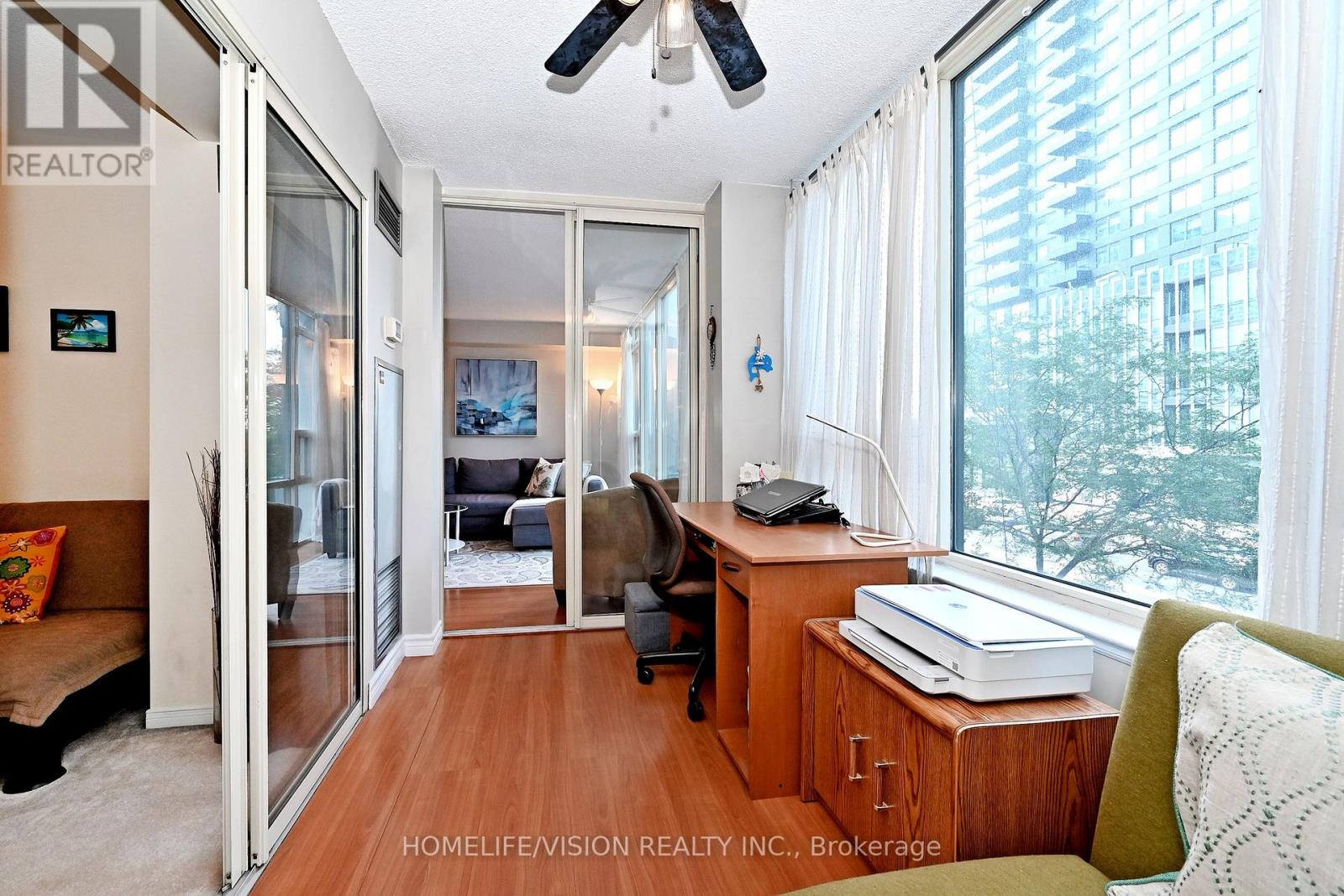 #306 330 RATHBURN ROAD W - 33