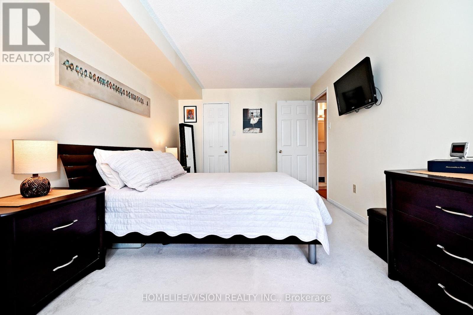 #306 330 RATHBURN ROAD W - 26