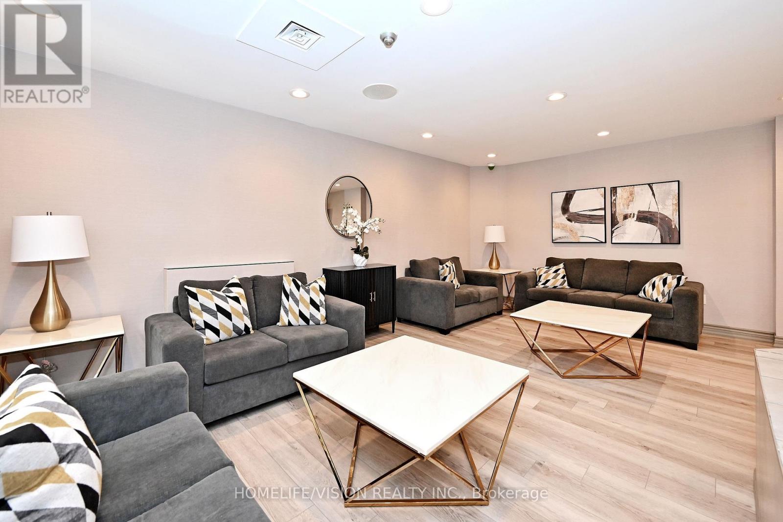 #306 330 RATHBURN ROAD W - 40