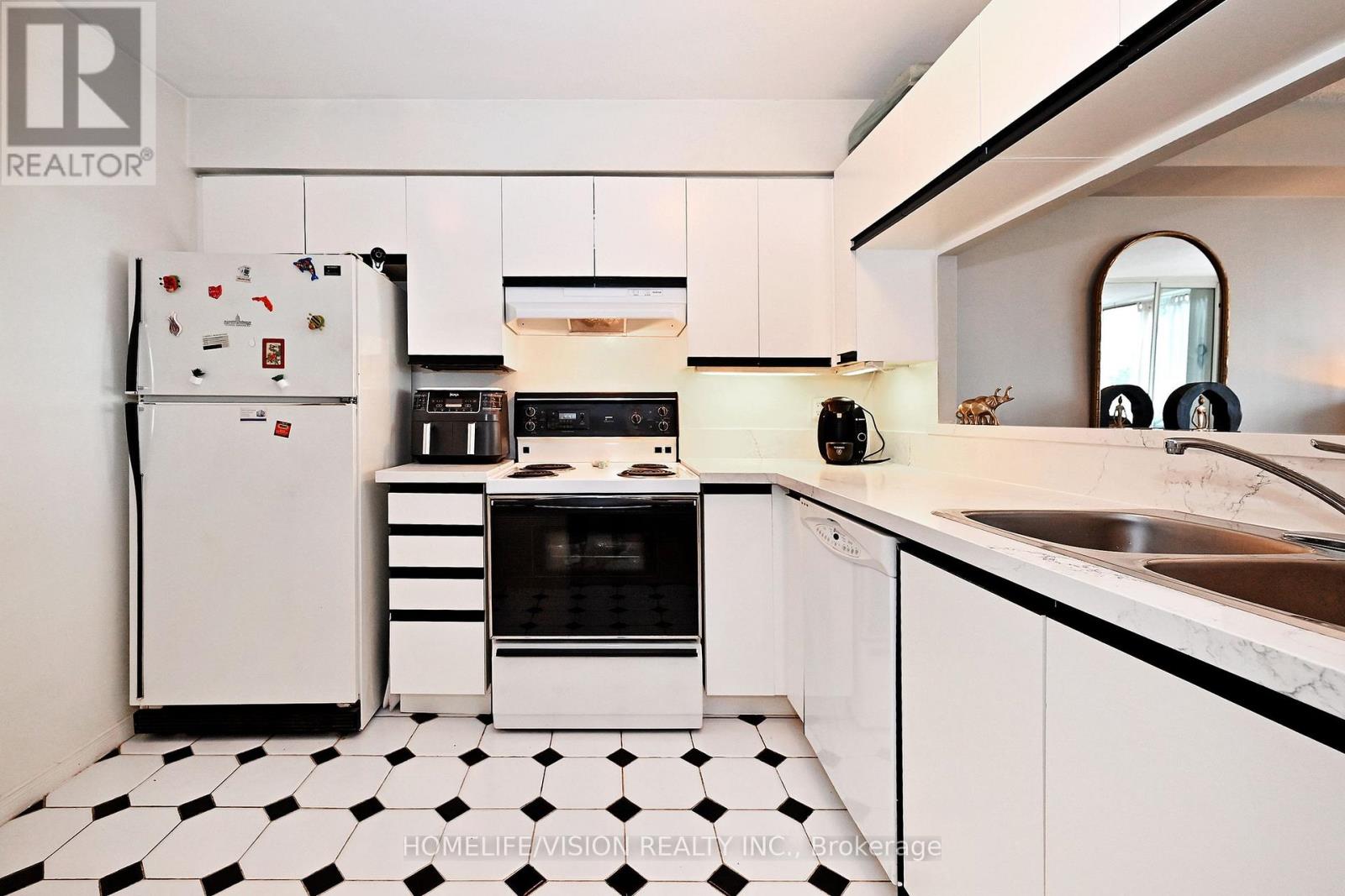 #306 330 RATHBURN ROAD W - 19