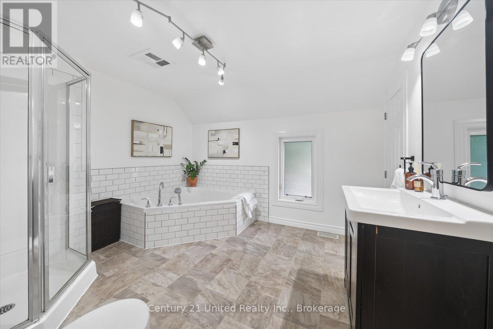 113 PRINCESS STREET - 31