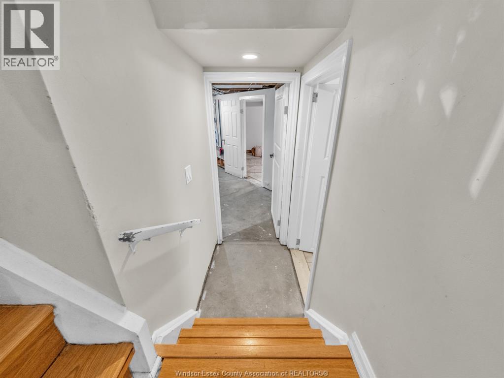 3149 ELMWOOD CRESCENT - 22