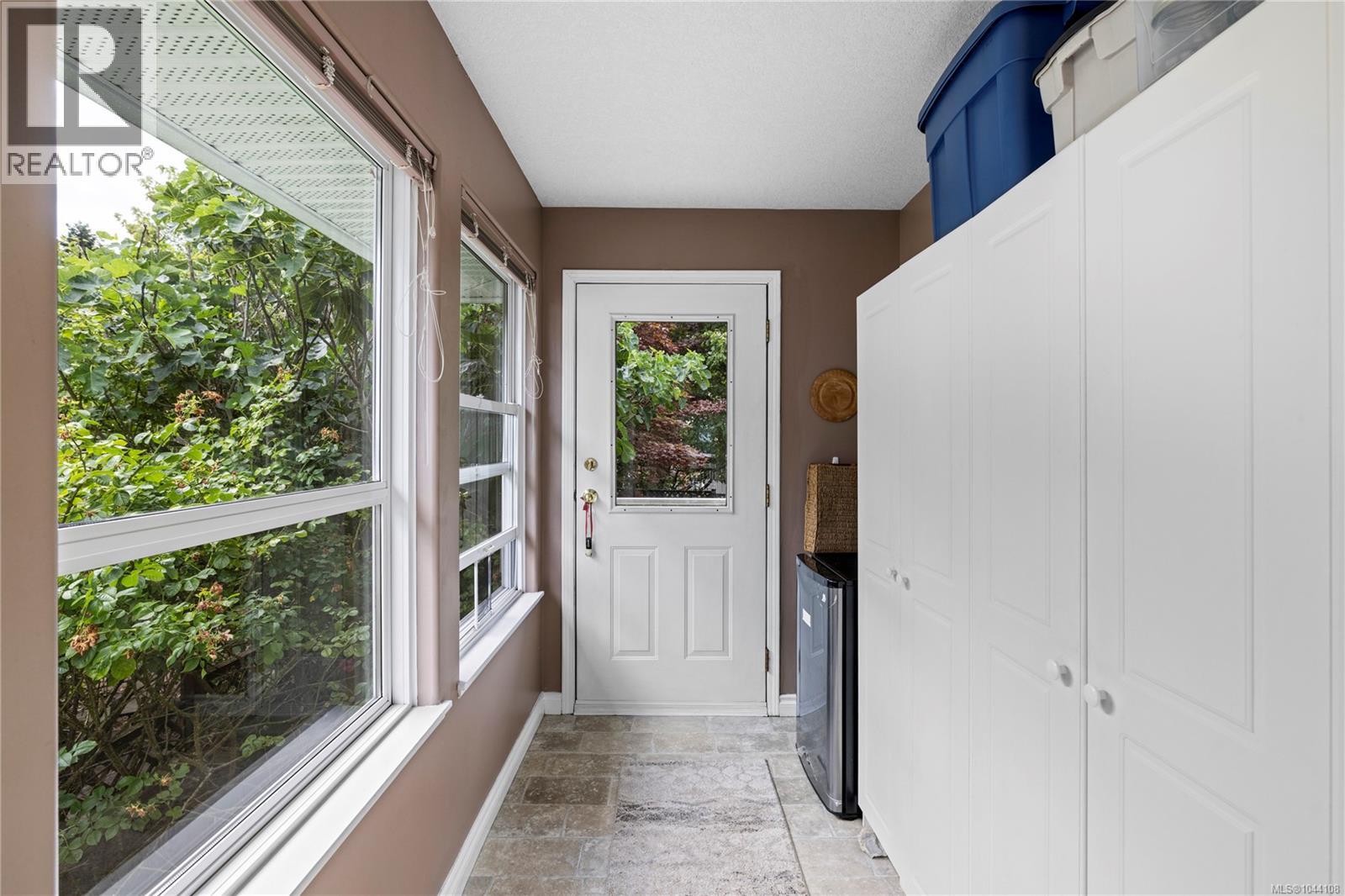 5355 Highridge Pl - 31