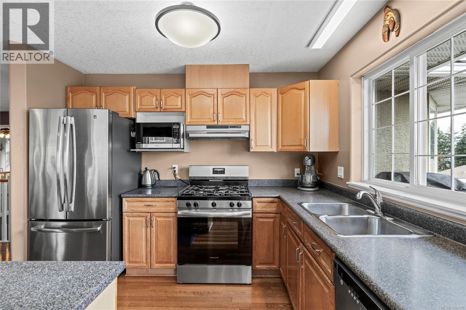 5355 Highridge Pl - 6
