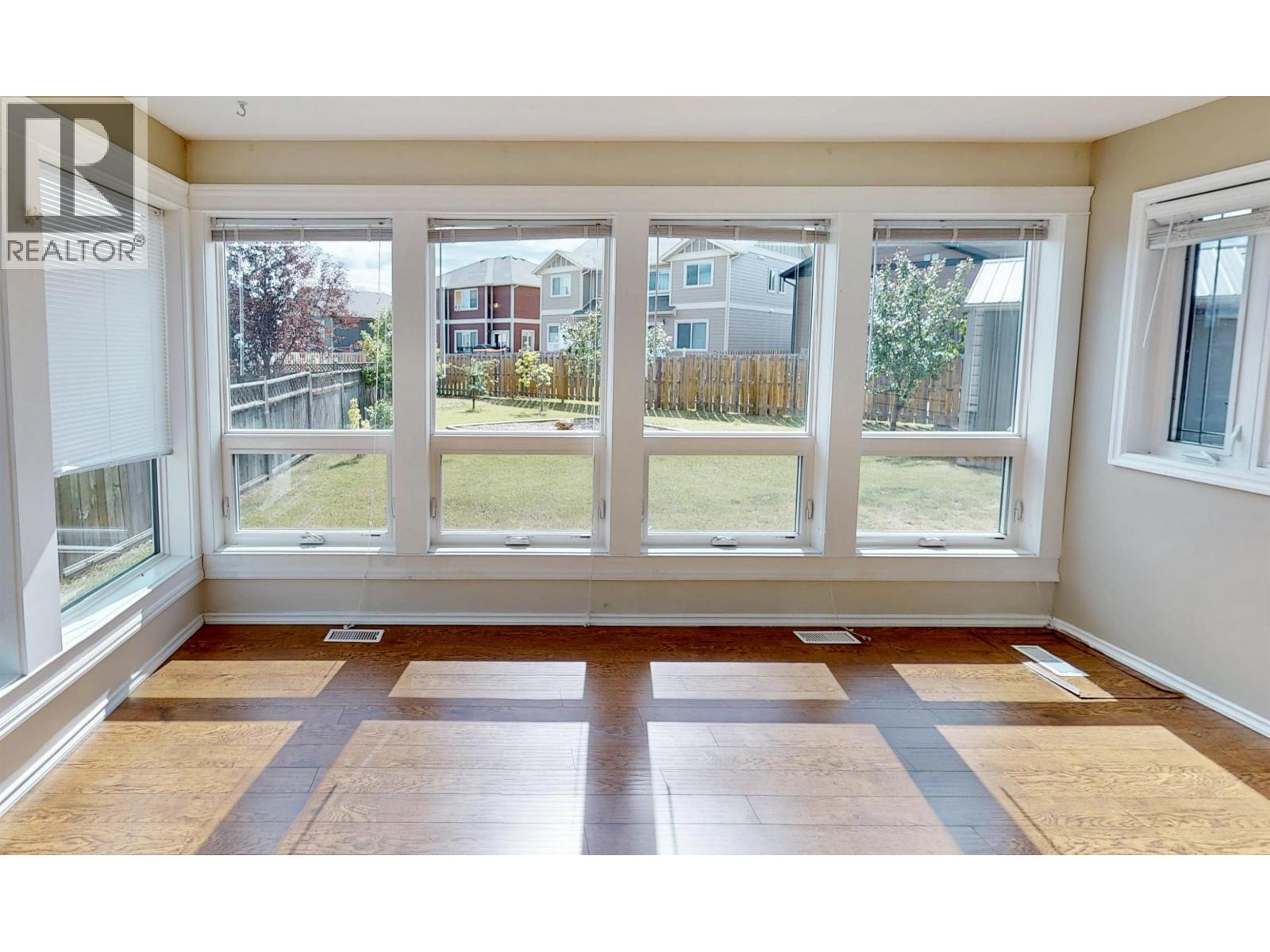 8724 81A STREET - 5