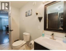 257 Utsingi Drive, Yellowknife, NT X1A0E7 Photo 11