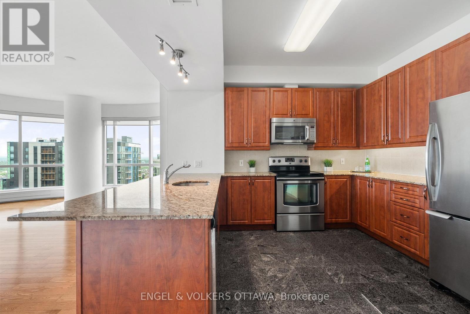 #2603 234 RIDEAU STREET - 11