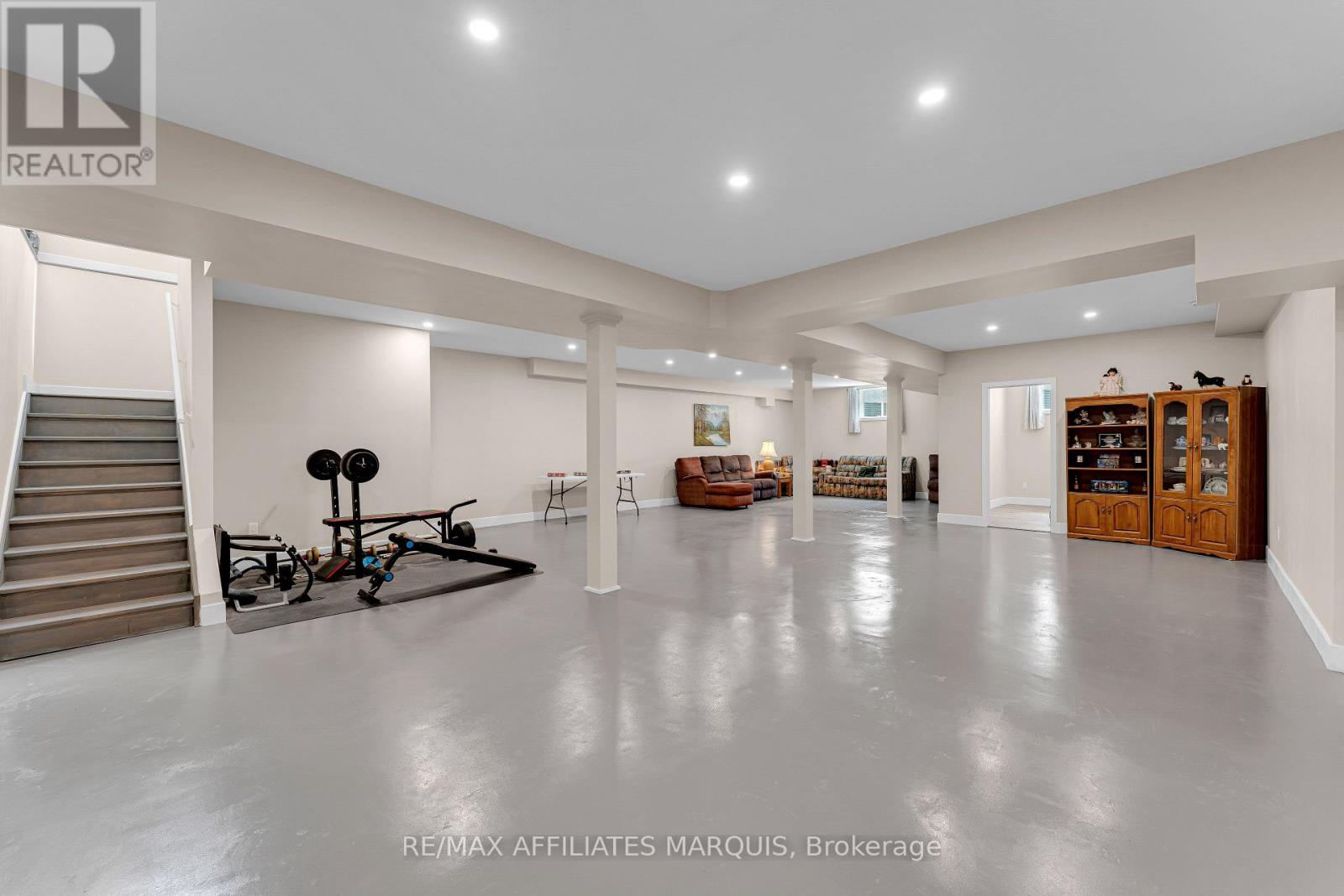 9517 COUNTY ROAD 42 ROAD - 29