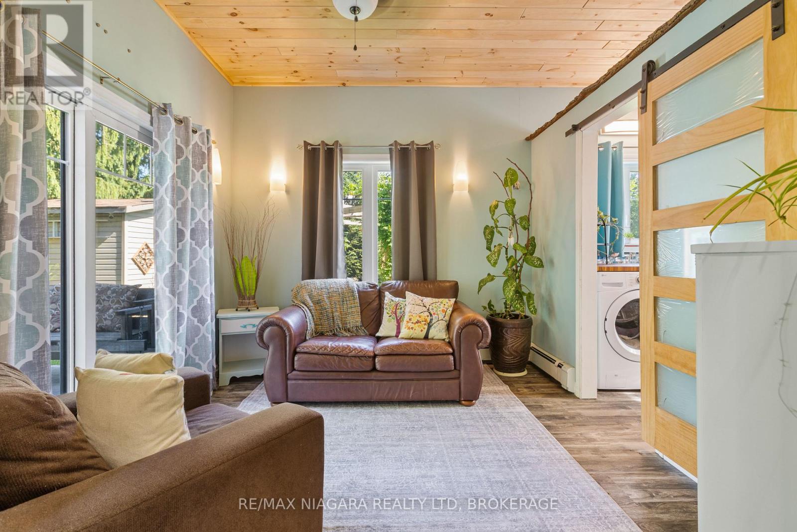 1 LINDEN AVENUE - 10
