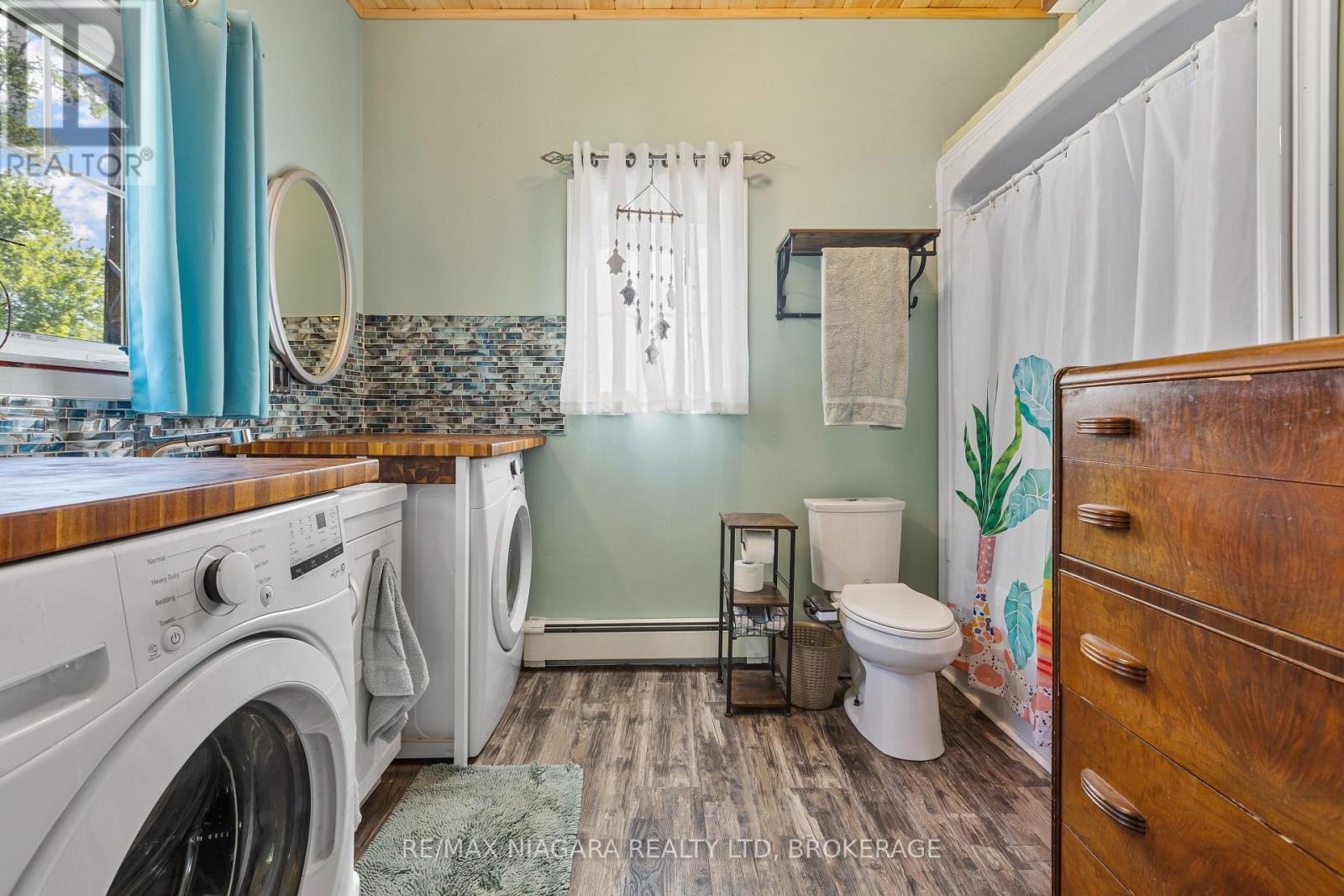 1 LINDEN AVENUE - Image 11