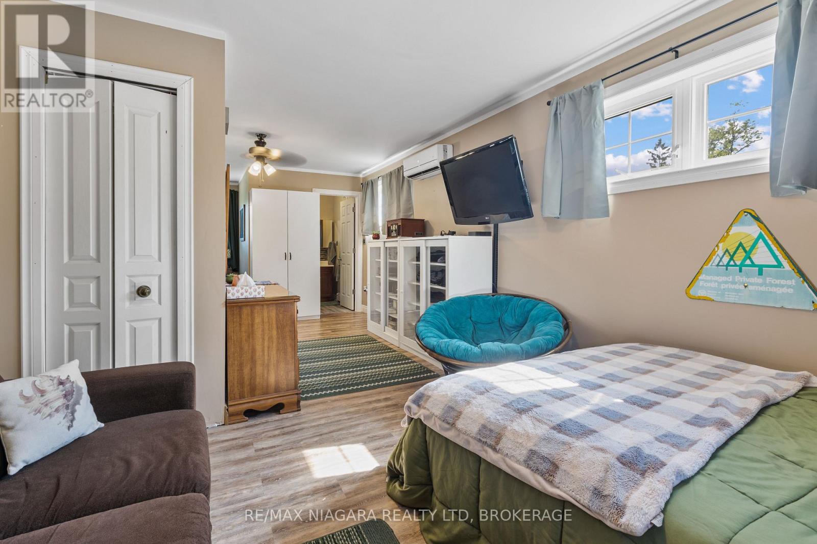 1 LINDEN AVENUE - Image 21