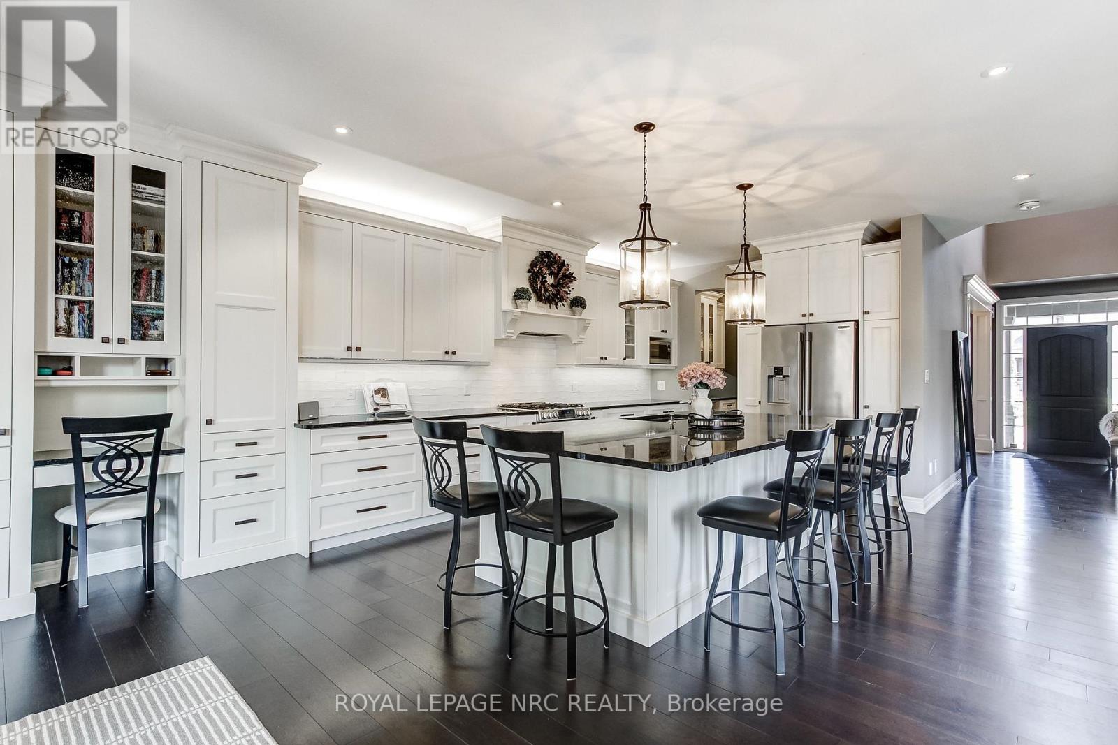 8816 ANGIE DRIVE - Image 9