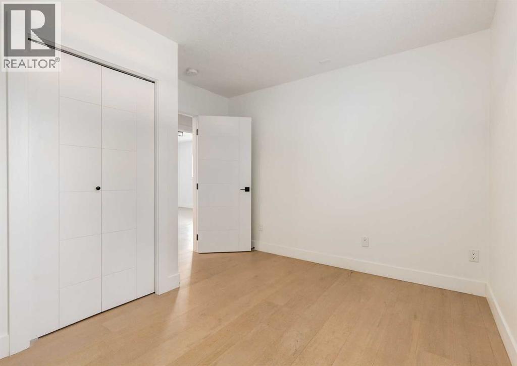 1323 106 Avenue SW - Image 20