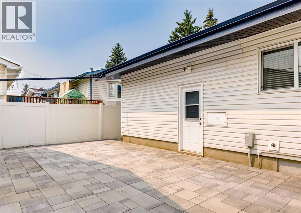 1323 106 Avenue SW - Image 34