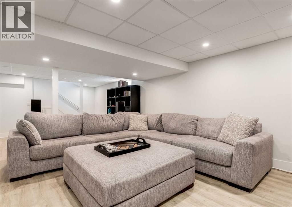 1323 106 Avenue SW - Image 26