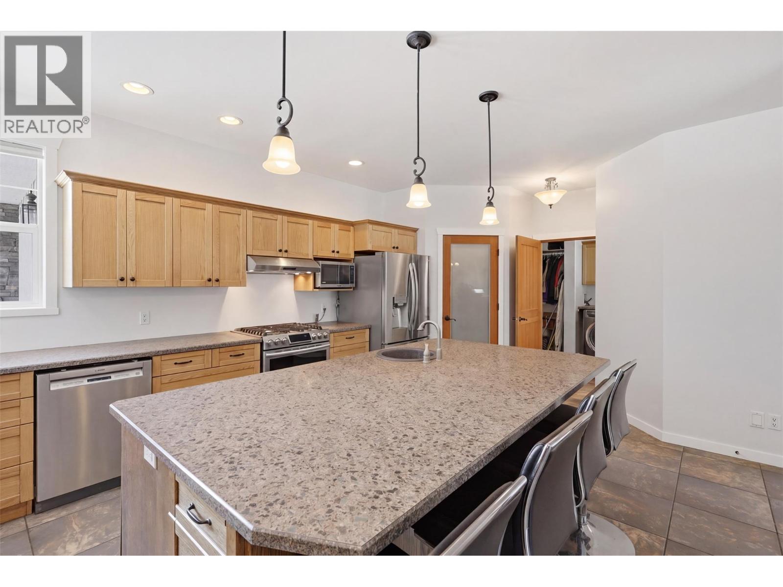 876 Serle Road - 11