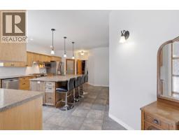 2pc Bathroom - 876 Serle Road, Kamloops, BC V2B6L9 Photo 9