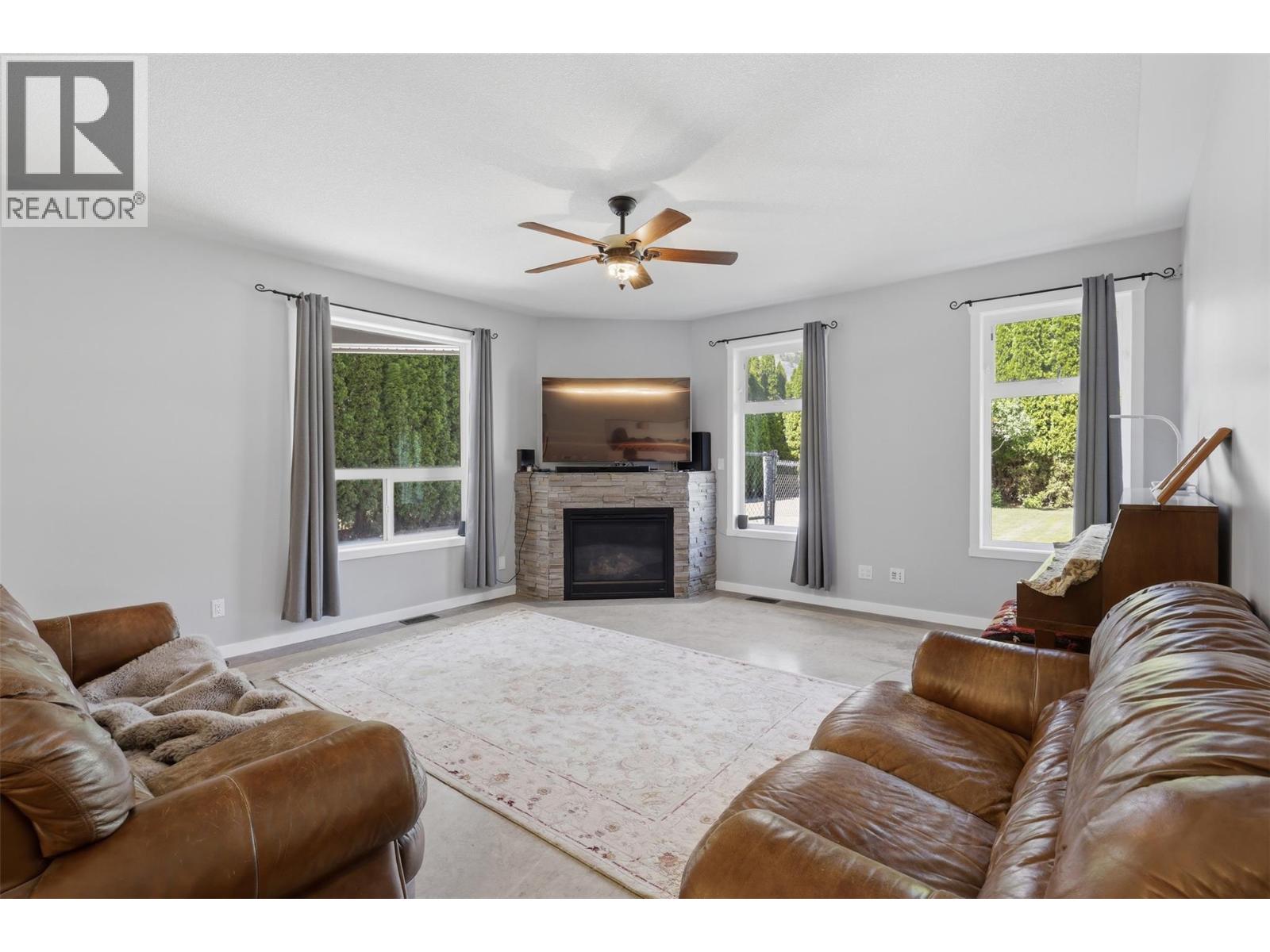 876 Serle Road - 18