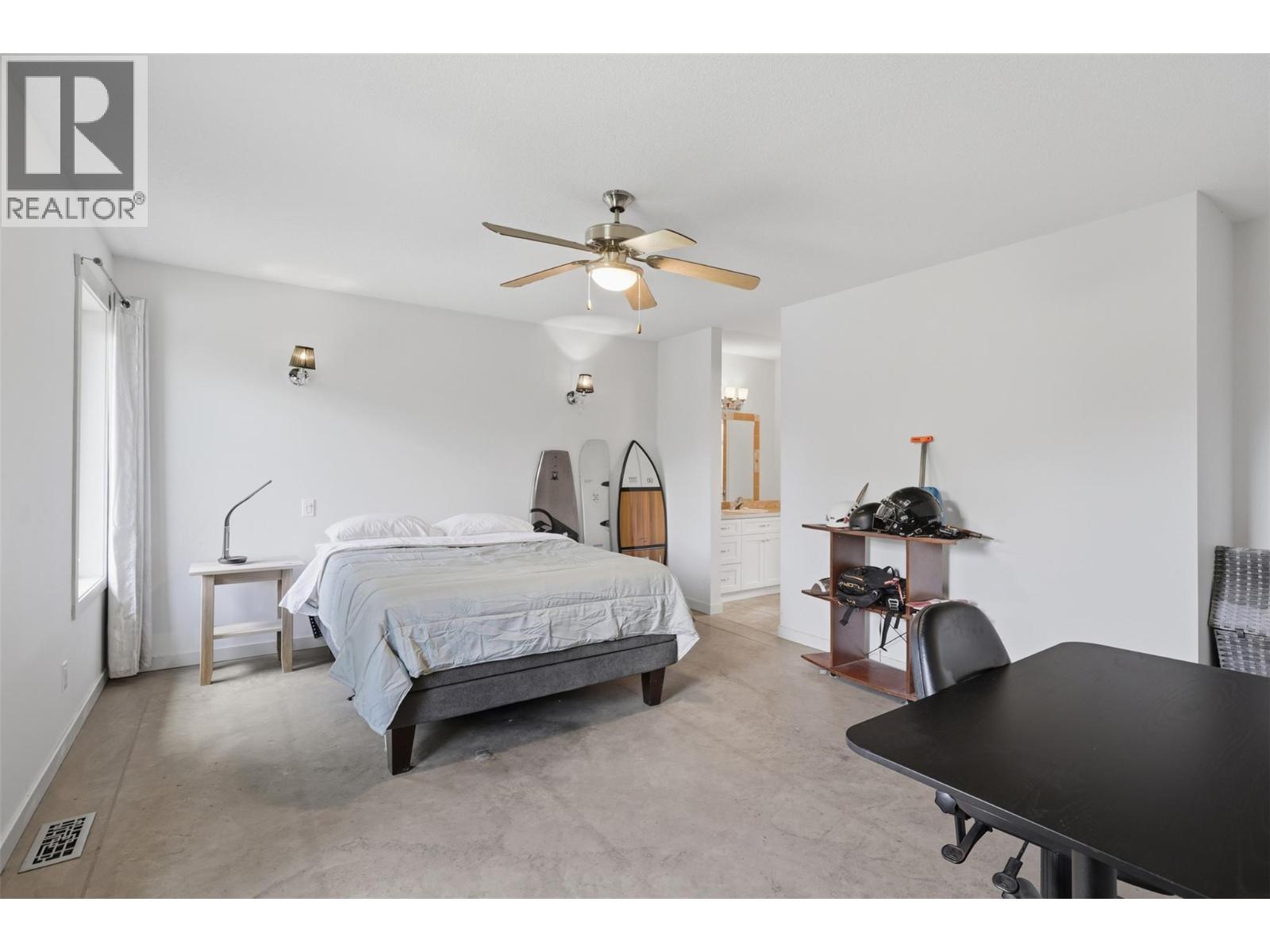 876 Serle Road - 42