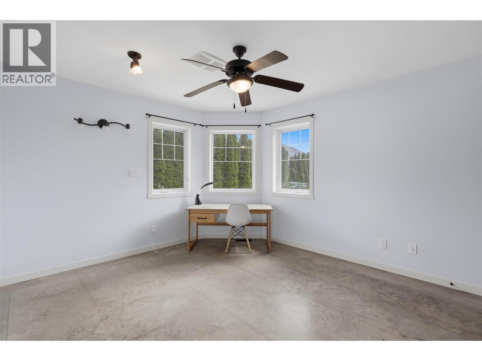 876 Serle Road - 53