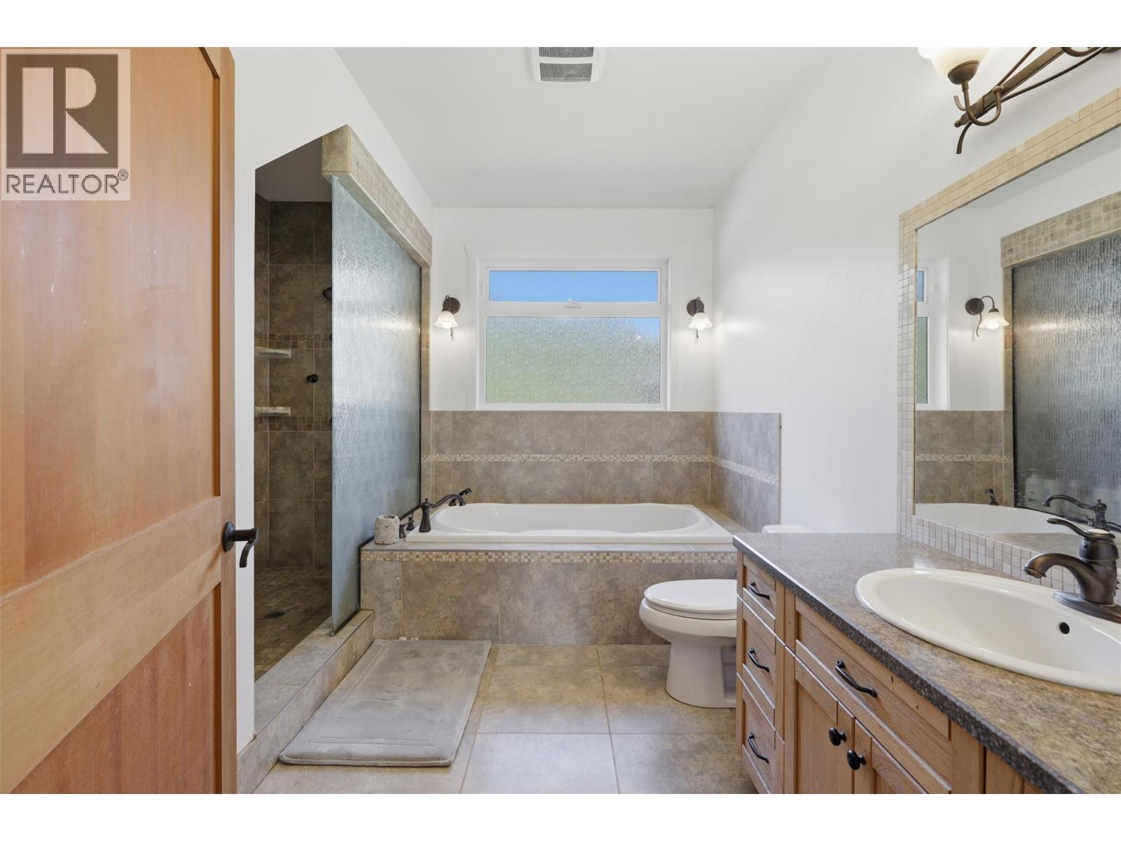 876 Serle Road - 33