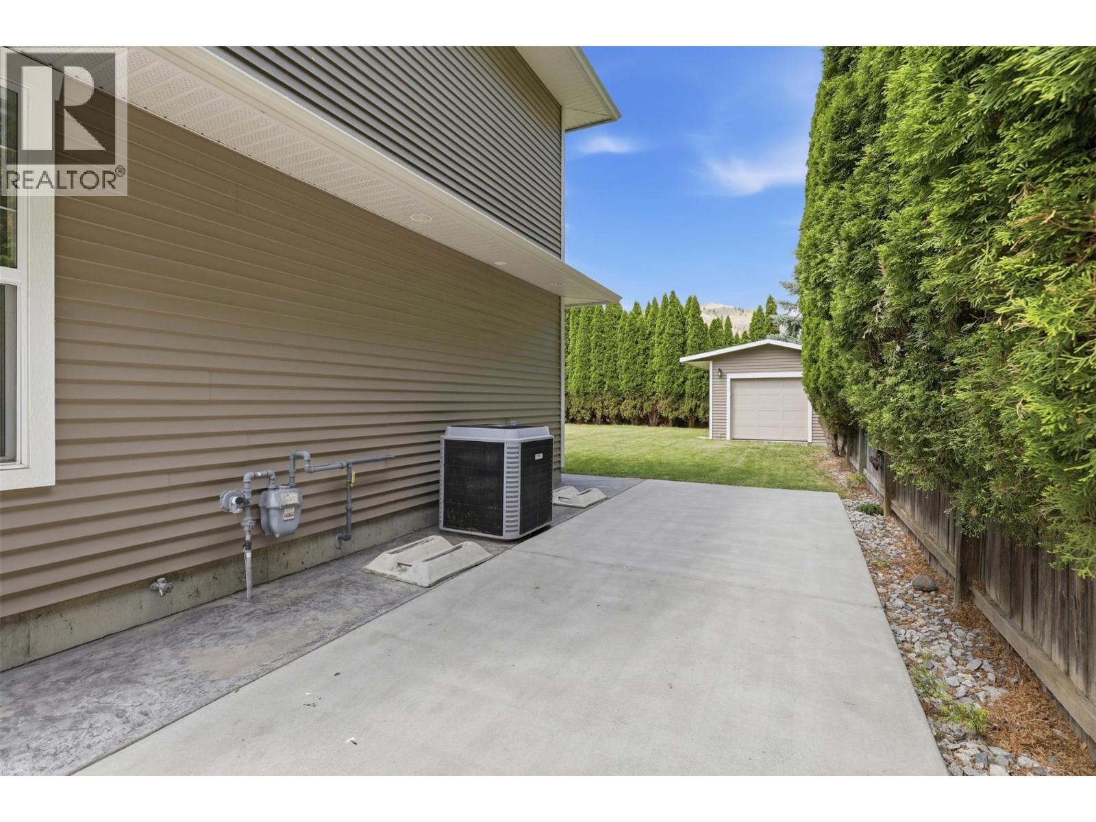 876 Serle Road - 71
