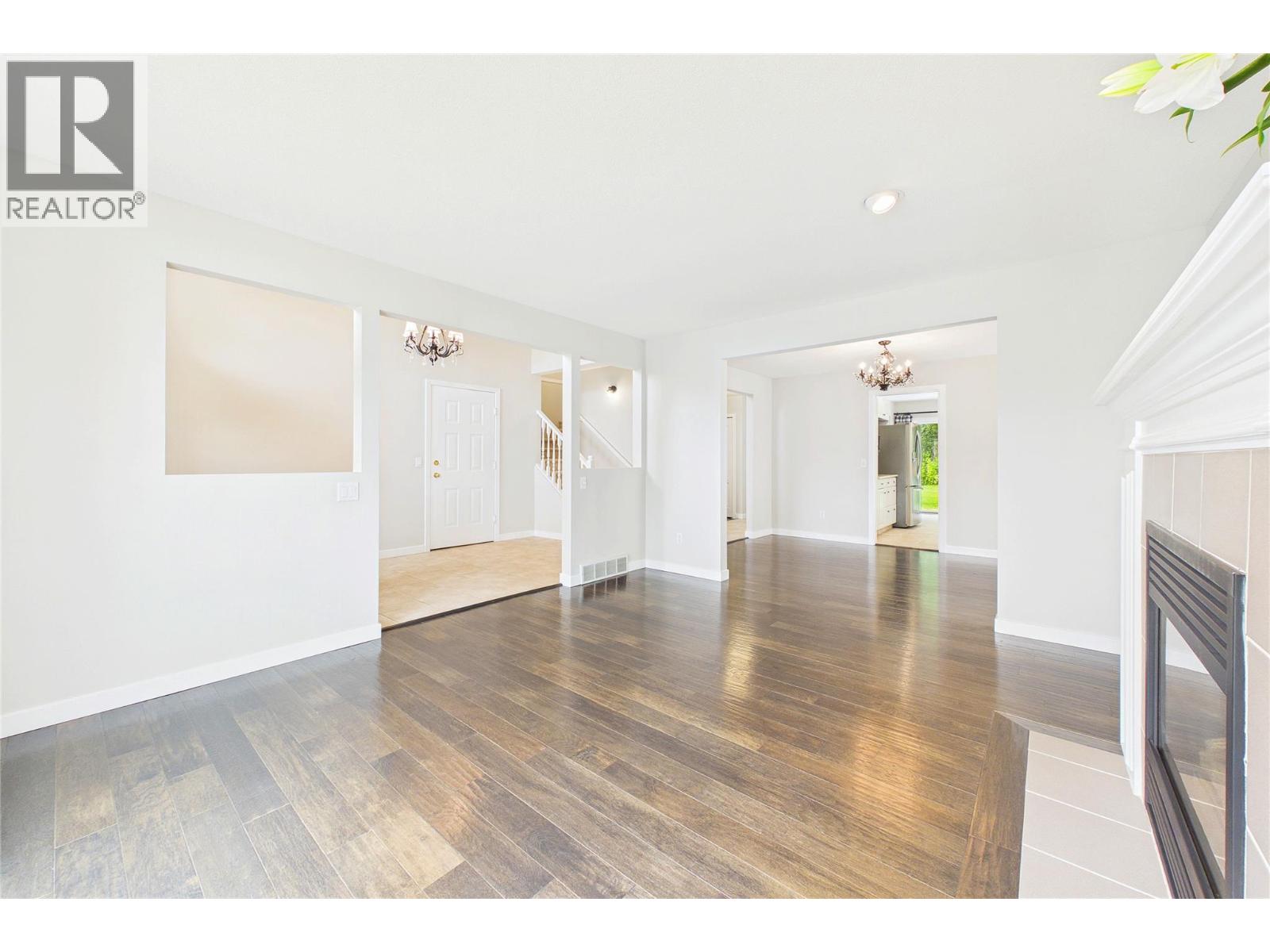 #105 650 Lexington Drive - 15