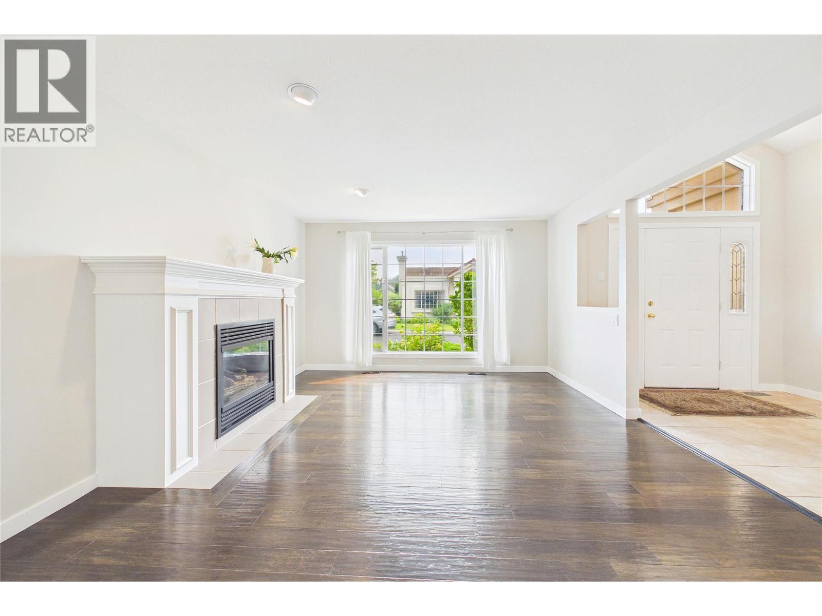 #105 650 Lexington Drive - 11