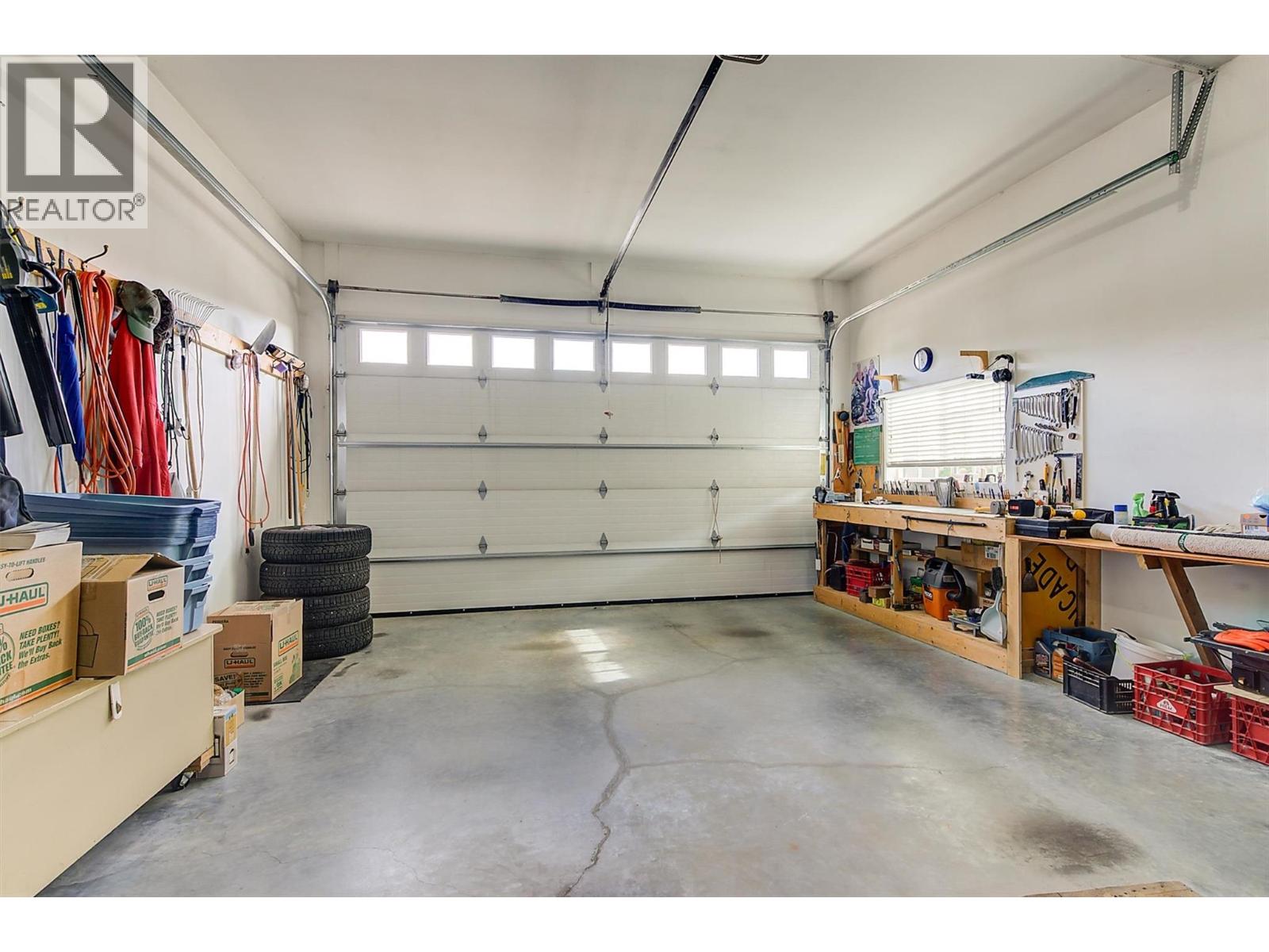 2064 Aspen Drive - 33