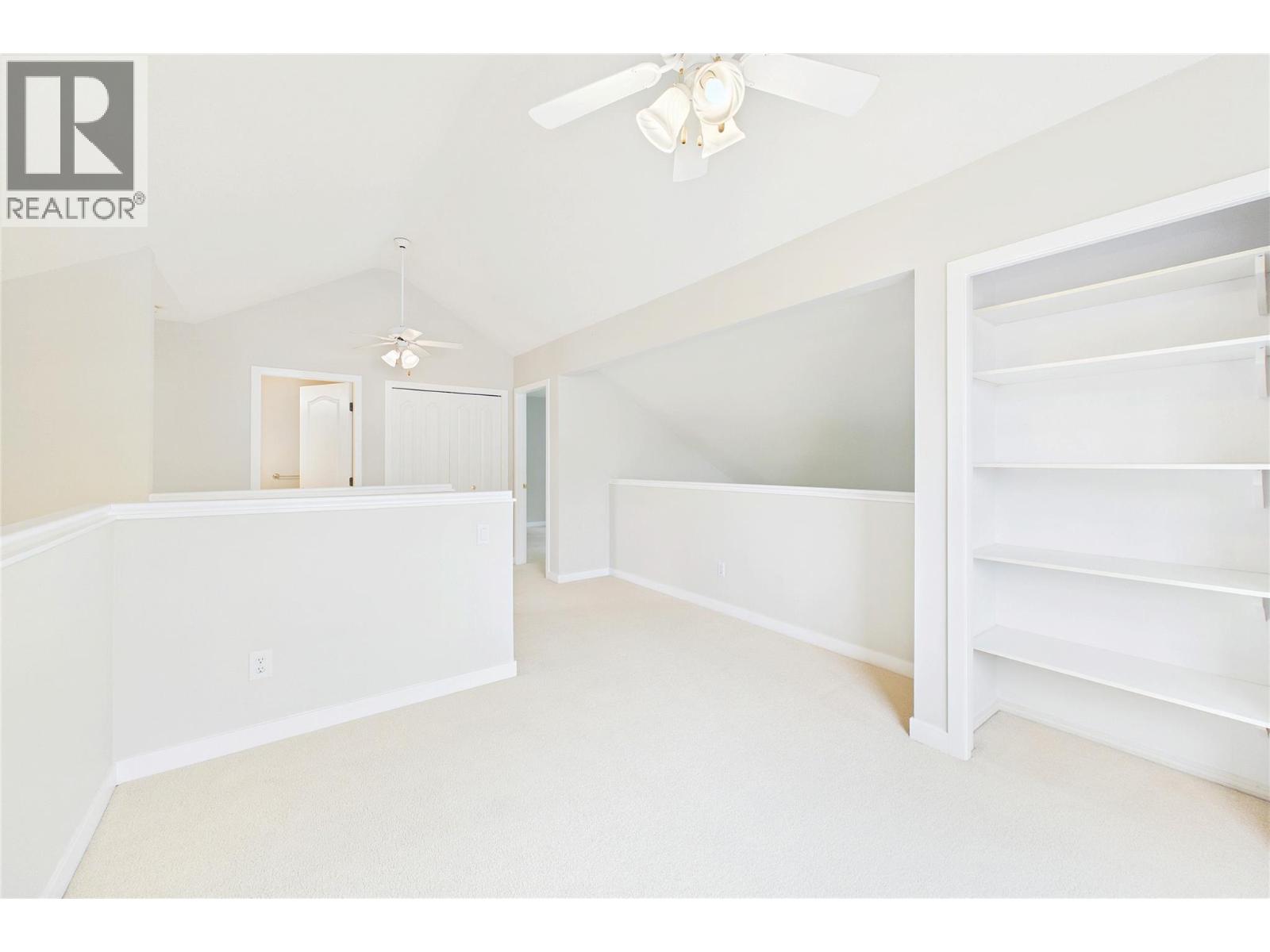 #105 650 Lexington Drive - 40