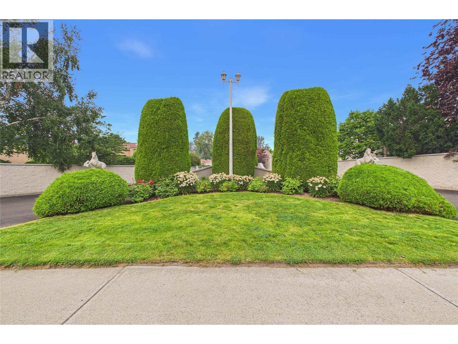 #105 650 Lexington Drive - 50