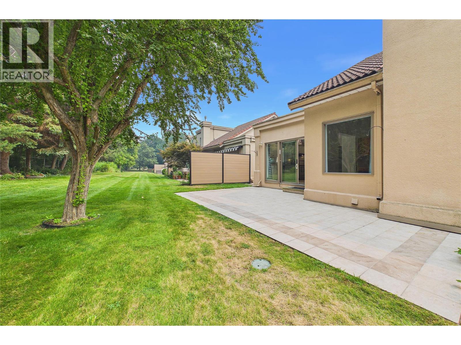 #105 650 Lexington Drive - 3
