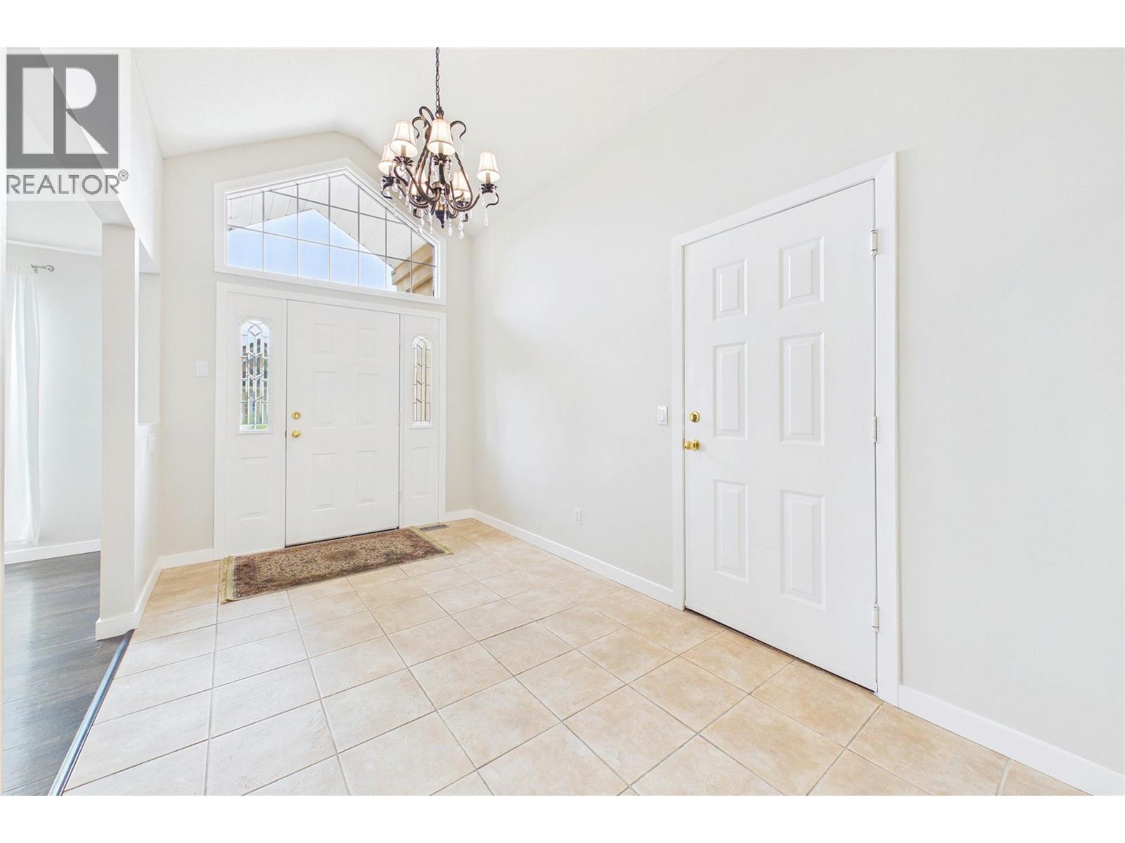 #105 650 Lexington Drive - 6