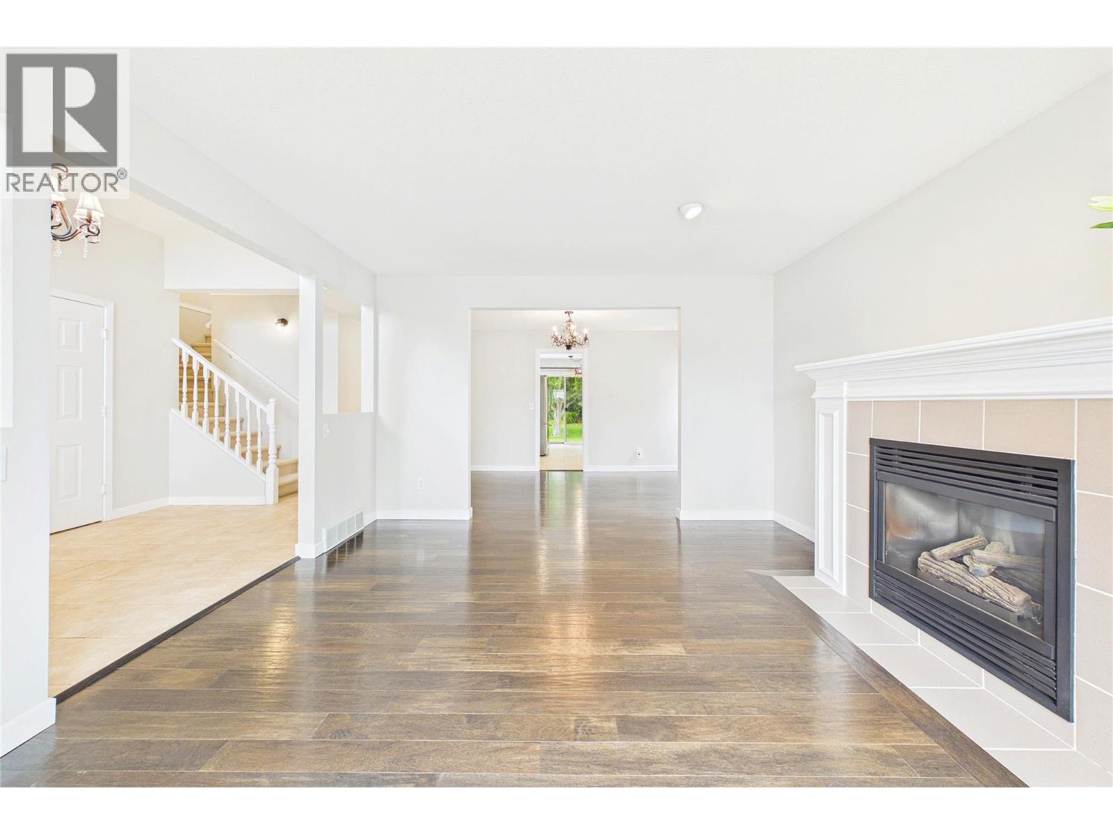 #105 650 Lexington Drive - 14
