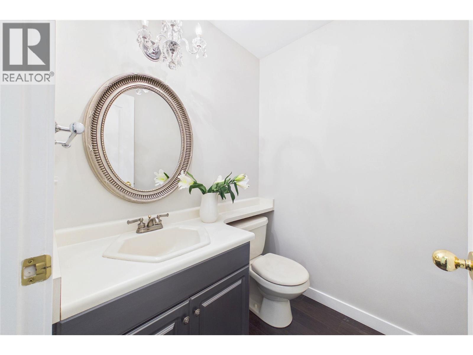 #105 650 Lexington Drive - 31