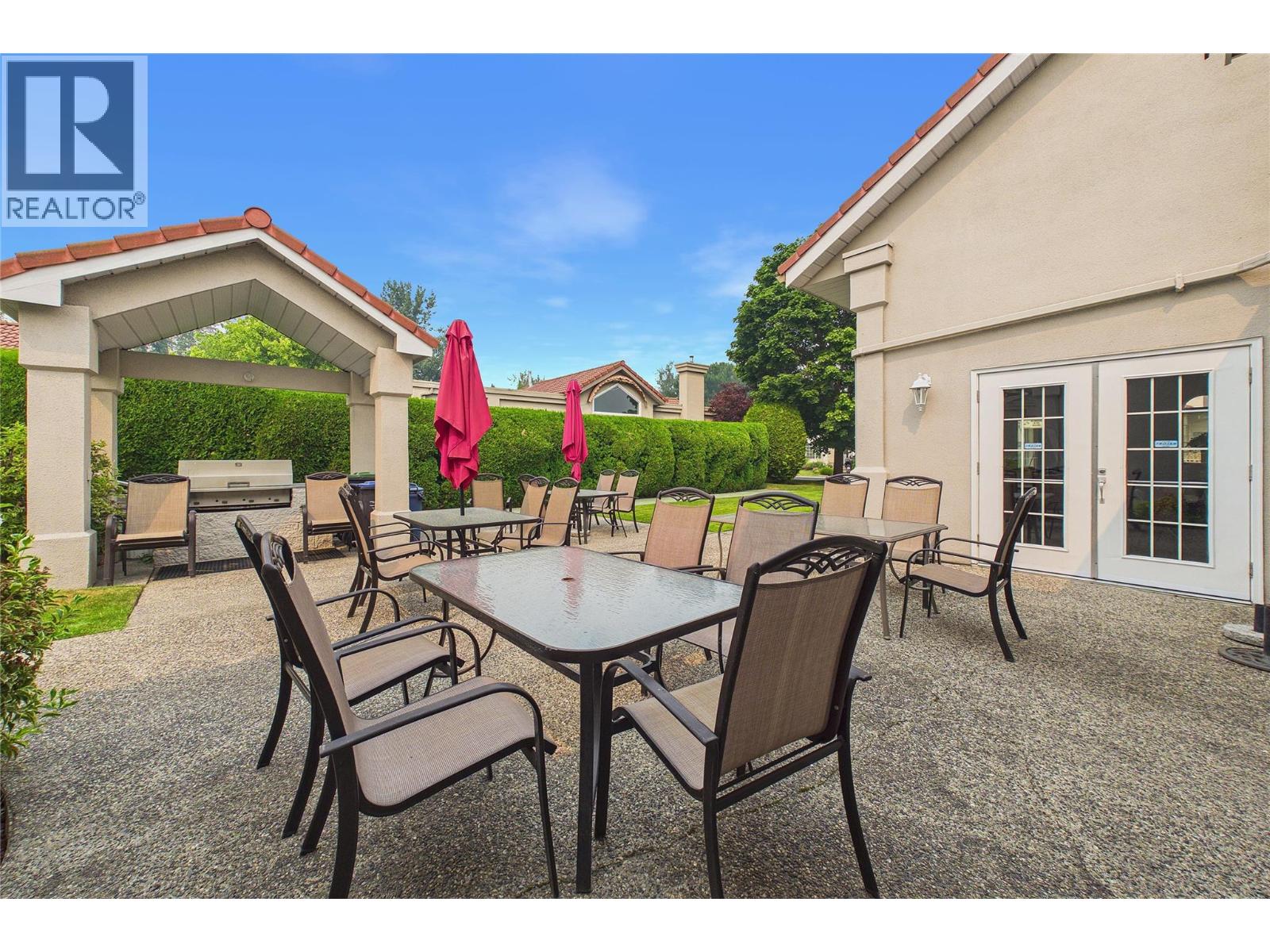 #105 650 Lexington Drive - 44