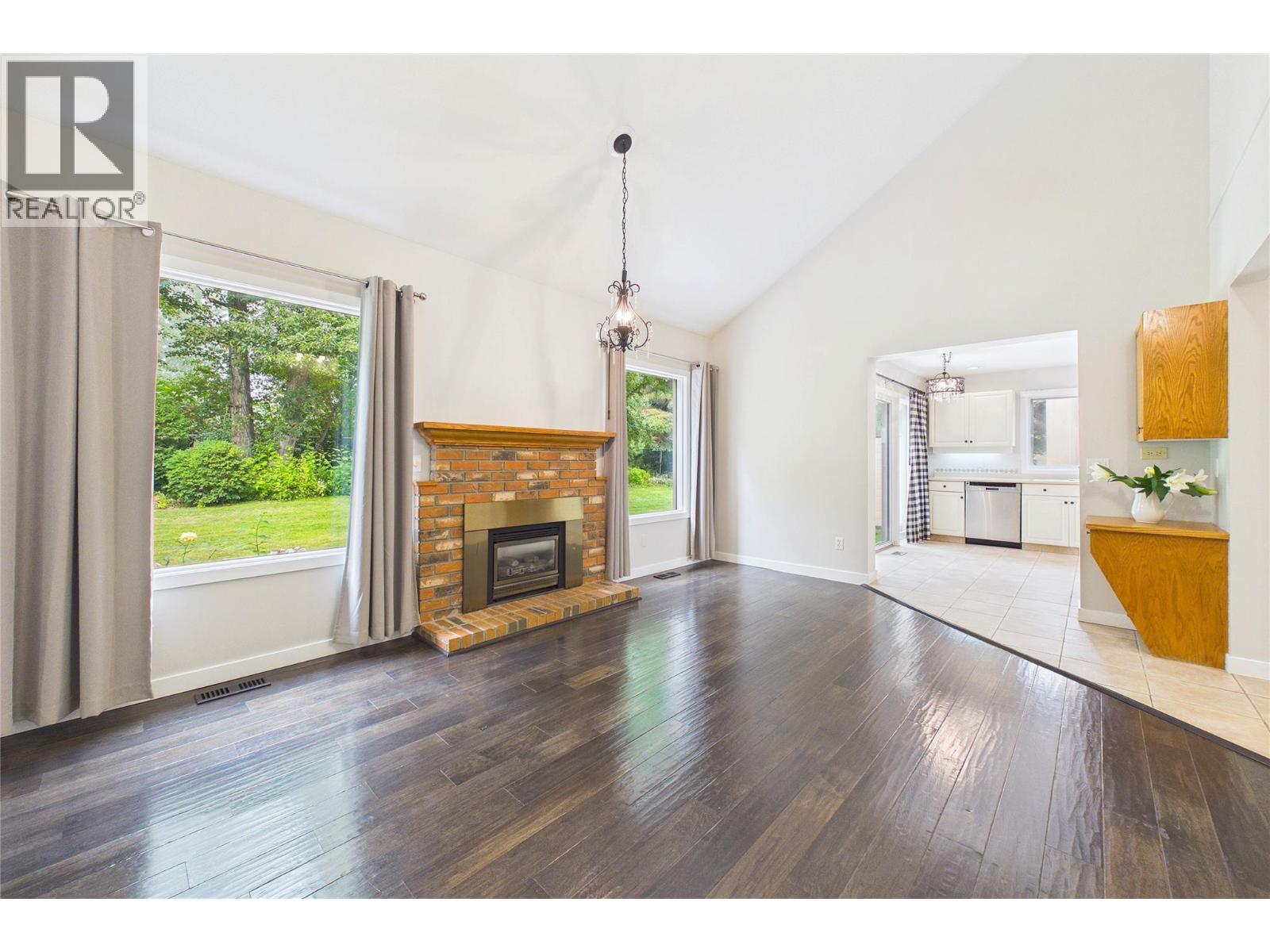 #105 650 Lexington Drive - 20