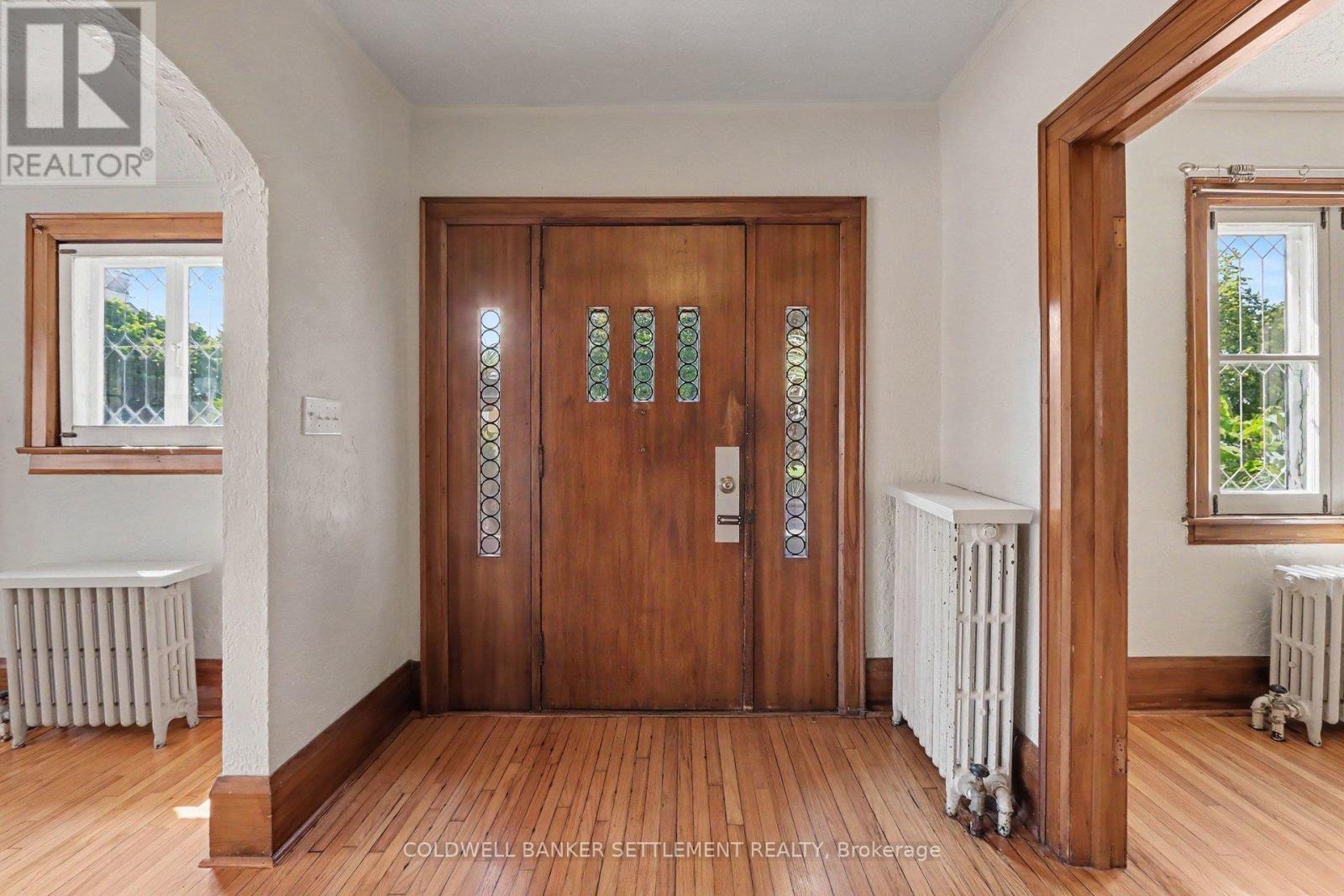 2 GLADSTONE AVENUE - Image 5