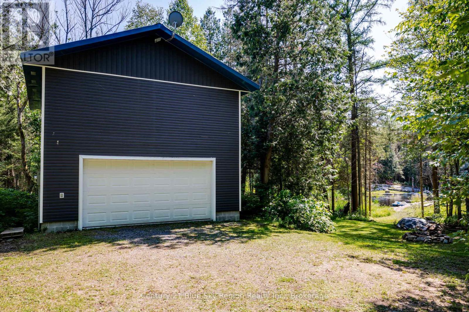695 WEILER LINE - Image 40